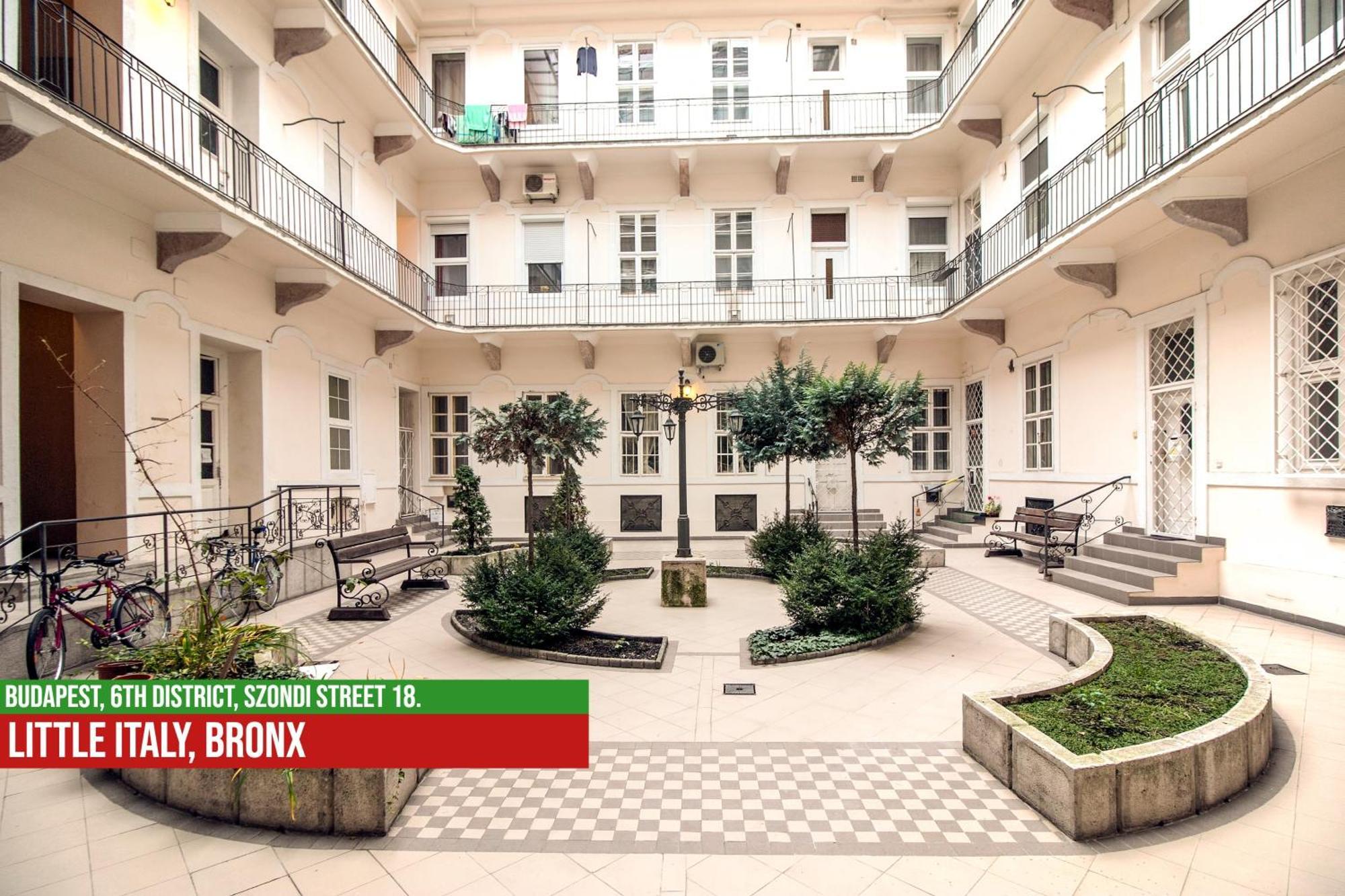 Little Italy Bronx Apartment Budapest Luaran gambar